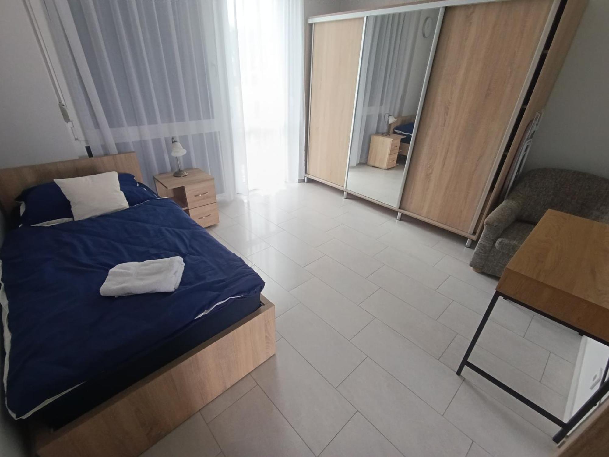 Tisza Panzio Es Apartman Tiszaujvaros Exterior photo